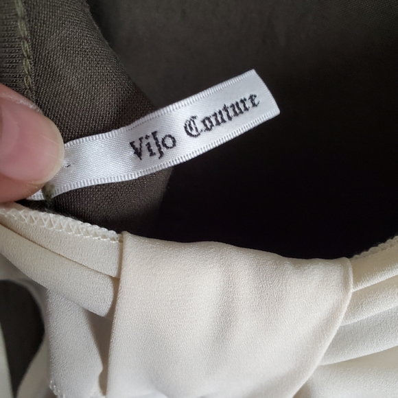 Beautiful Vilo Couture tank dress w/Bow on Back Dark Green size s/m - Picture 4 of 5